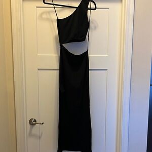 Lulu's Chic Black One-Shoulder Dress